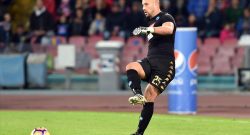 TUTTOSPORT - Partita emozionante e spettacolare: dopo tanti miracoli la "sbavatura" di Reina