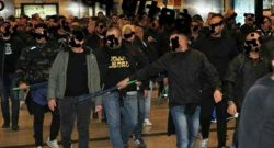 Assalto dei turchi contro i napoletani, poi a Fiumicino altra rissa coi romanisti