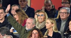 SKY - De Laurentiis è pronto a fare un regalo a Sarri dopo la qualificazione