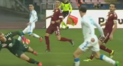 Napoli 4-1 Torino, giocata pazzesca di Chiriches: che gol! [VIDEO]