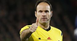 La moviola di Benfica - Napoli: Lahoz, un solo episodio per il talismano azzurro in trasferta