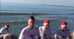 VIDEO - Tuffo di Natale a Pinetamare: c'è anche Marek Hamsik! [VIDEO]