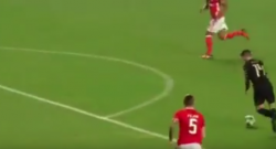 VIDEO - Benfica-Napoli: raddoppio azzurro, gol fenomenale di Mertens