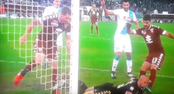 Napoli 4-2 Torino, clamoroso errore di Reina, Rossettini approfitta [VIDEO]