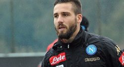 Pavoletti, il padre: "32 e non 9? Scelta strana. Eravamo certi del Napoli, Giuntoli l'artefice. Il Real e l'esordio..."