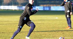 Napoli-Pescara, i convocati di Sarri: recupera Strinic, out Chiriches