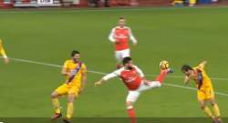 Poteva essere del Napoli, guardate che gol capolavoro che segna! [VIDEO]