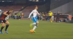 Magia di Mertens, giocata pazzesca "no look": delirio al San Paolo [VIDEO]