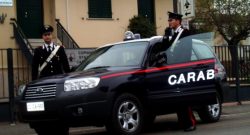 Il giovane calciatore resta in panca, il padre aggredisce il dirigente della squadra