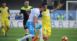 Sarri lascia l'uomo più in forma in panchina, inevitabile! Spazio a Pavoletti, ma c'è anche Milik