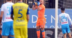 Nei piani alti della Filmauro avevano dubbi su Reina, Sarri si è opposto all'arrivo di un altro portiere