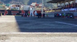 CALCIO VIOLENTO - Urina sull'immagine di un santo, aggredito centrocampista 17enne