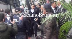 Cristiano Ronaldo e Bale a Napoli, accolti calorosamente dai tifosi azzurri [FOTO]
