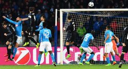 L'incubo di AS: "All'intervallo un dolore al petto, i proiettili azzurri ci assalivano. Il San Paolo era un inferno..."