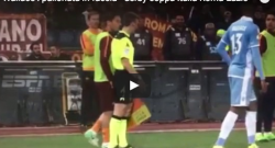 Roma-Lazio, polemiche per la pallonata di Totti a Wallace [VIDEO]