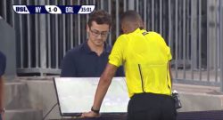 Arbitro annulla rete grazie alla Var in Portogallo - Messico [VIDEO]