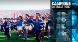 Maradona non dimentica il primo scudetto, guardate cosa ha postato su Facebook [FOTO]