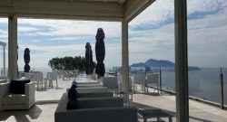 "Abbiamo ospitato Dries e la moglie, vi svelo cosa è successo durante la cena d'amore"