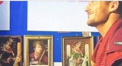 "Oh raga, andiamo! Esco prima io, i napoletani ci bombarderanno di fischi". Totti al San Paolo...