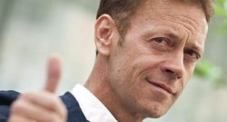 Giovane promessa del calcio, dalla Campania al cinema porno con Rocco Siffredi