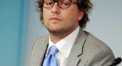 Ministro Lotti: "Da rivedere la legge sui diritti tv, serve una distribuzione più equa"