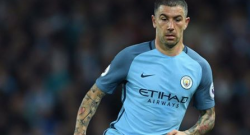 Roma, è fatta per Kolarov. Ma i tifosi giallorossi protestano