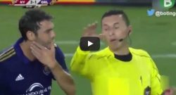 Kakà prova a sedare gli animi e scherza con l'ex compagno: espulso! Errore del Var [VIDEO]