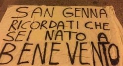 "San Gennà, ricordati che sei nato a Benevento". Striscione dei tifosi sanniti