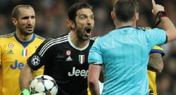 Buffon non fa retromarcia: "Io non devo rimediare, sono questo! Confermo quello che ho detto, arbitro troppo giovane. Uno più esperto..."