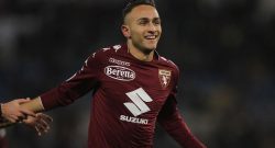 Edera in vacanza a Napoli con Ciro Caruso, siparietto in centro: "Lo portiamo al Napoli", "Ci proviamo!"