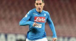 GAZZETTA - Ancelotti abolisce i "titolarissimi", Callejon precario: due club sull'esterno