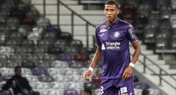 Tuttosport - La Juve brucia il Napoli per Todibo, ma il ragazzo non è convinto e chiede tempo. I bianconeri disposti a prenderlo già a gennaio: la situazione