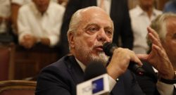 Tifosi Juventus al San Paolo, De Laurentiis non gradisce la scelta del CASMS: stasera il patron non sarà a Parma con la squadra