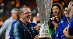 Sarri vuole la Juventus! Tuttosport: "Raccontano che l’ex allenatore del Napoli scalpiti come un purosangue irrequieto..."