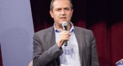 De Magistris: "Stasera firmerò una nuova ordinanza: aree pedonali, matrimoni in ogni punto della città, luoghi aperti e tante novità!"