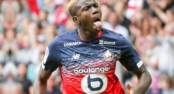 Osimhen, Akatugba rivela: "Ha già firmato con il Napoli! Oggi incontro per la foto di rito e l'ufficialità"