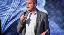 De Magistris: “Sanità al collasso a Napoli, doveva esserci la zona rossa”