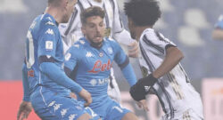 Osimhen torna, Mertens a metà servizio! Repubblica: Dries ha rimediato un nuovo colpo alla caviglia, non è ancora al meglio