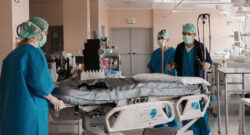 Coronavirus Italia, il piano di Draghi se esplodono i contagi: a casa alle 20 e chiusi a Pasqua