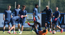 SSC Napoli, il report: Manolas in gruppo! Palestra per Insigne, personalizzato per Fabian e Anguissa. Terapie per Koulibaly e Lobotka