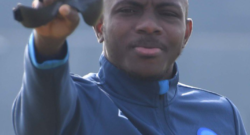 Auriemma su Tuttosport: "Osimhen dovrà portare la maschera fino a fine febbraio"