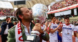 Bari, Luigi De Laurentiis aggredito dai tifosi del Catanzaro per un rigore dubbio concesso ai Galletti