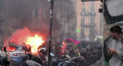 Guerriglia a Napoli, il bollettino: ci sono anche 6 tedeschi feriti, nessuno grave